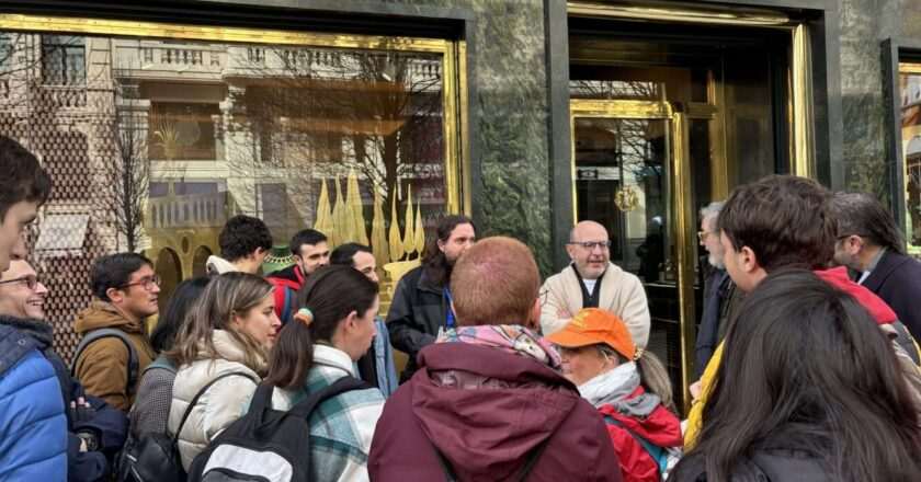 Descubre la historia y el patrimonio de Madrid con las visitas culturales de Con ojos de gato para jóvenes