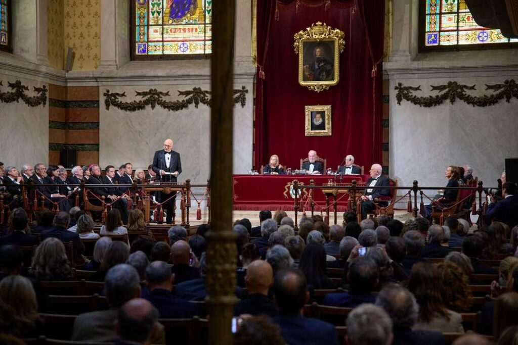 Cristina Sánchez López, nueva académica de la RAE en la prestigiosa silla 'p'