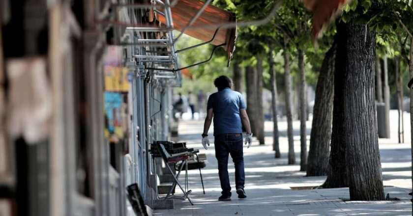 Cuesta de Moyano impulsa el Café literario y solicita cambios en el informe de la Unesco
