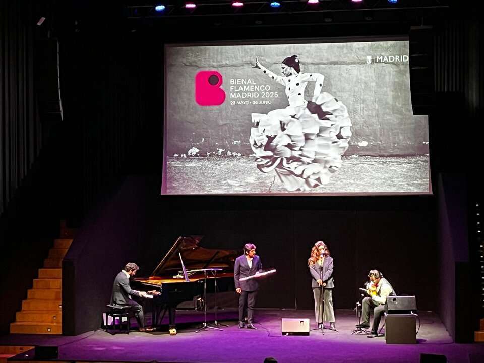 Descubre la primera Bienal Flamenco Madrid: 11 estrenos, 13 espectáculos gratuitos y una explosión de arte jondo.