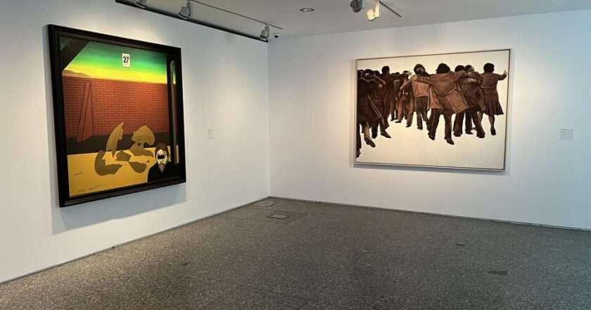 El regreso de ‘El abrazo’ de Juan Genovés al Museo Reina Sofía: una joya de la Transición en su nueva sala