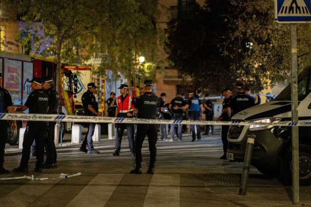 Impactante derrumbe en Madrid: caos en la calle de las Hileras