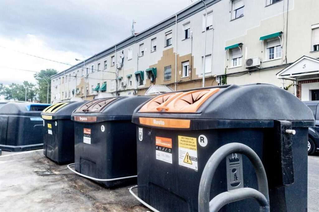 Basura sin recoger en Madrid durante la celebración de Año Nuevo