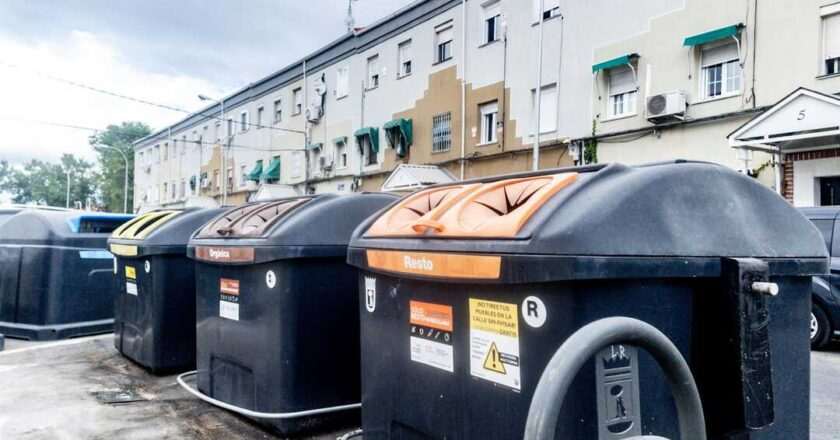 Basura sin recoger en Madrid durante la celebración de Año Nuevo
