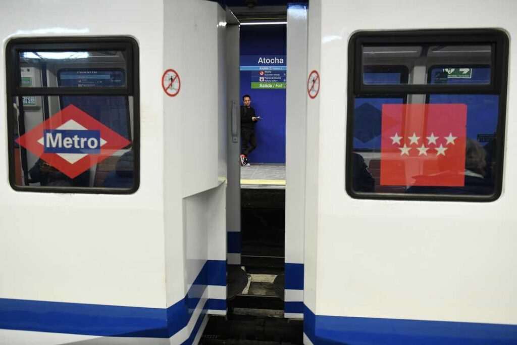 Servicio de la Línea 6 de Metro suspendido entre Carpetana y Plaza Elíptica por problemas técnicos