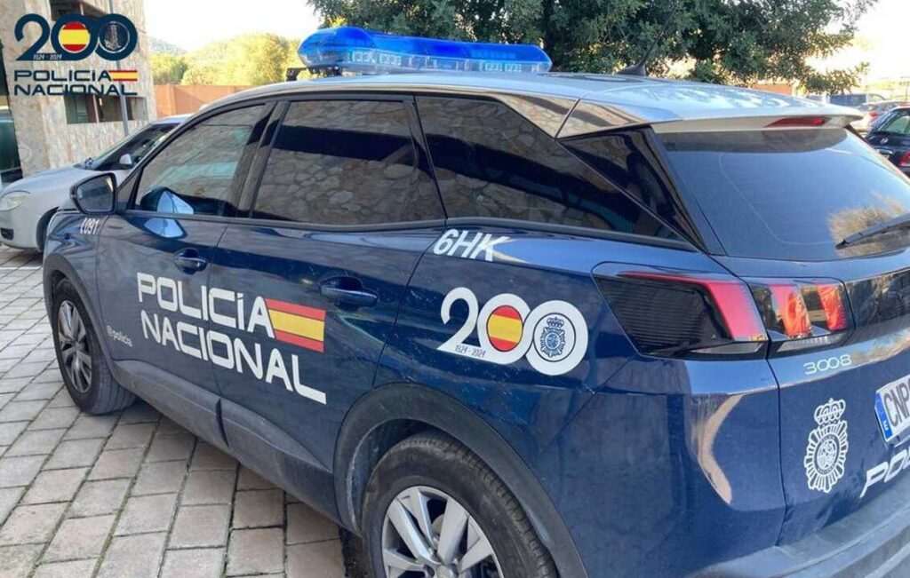 Agresión a conductor de VTC en Plaza de España: detención en plena calle