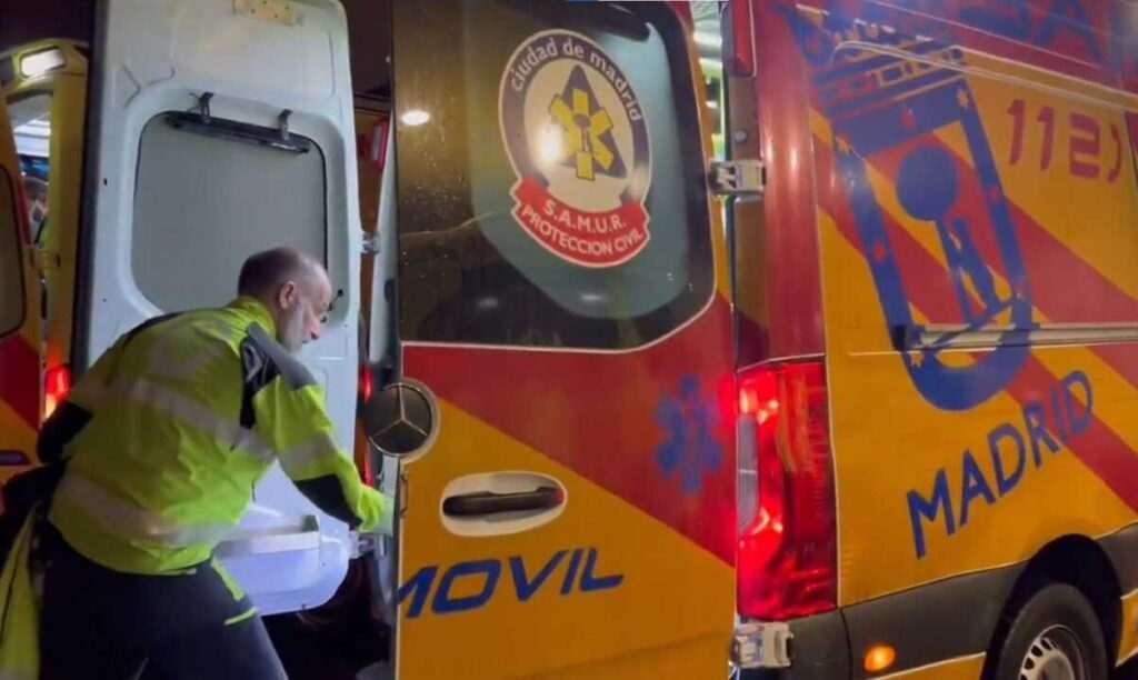 Grave atropello en Usera: mujer herida y conductor se da a la fuga