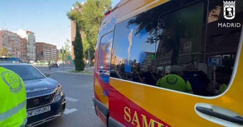 Mujer de 71 años sufre atropello en Príncipe de Vergara: un incidente alarmante