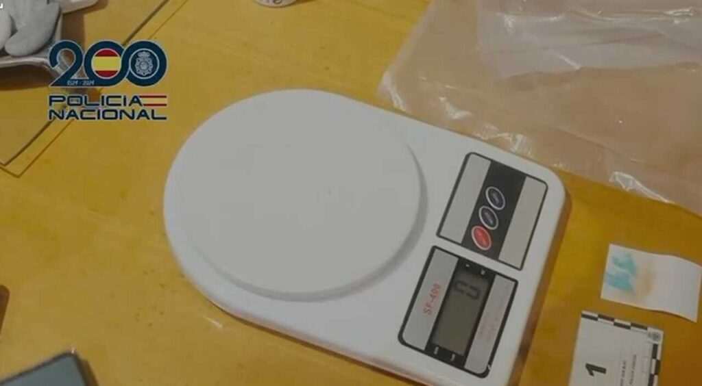 Desmantelan un narcopiso en San Blas con más de un kilo de cocaína incautada