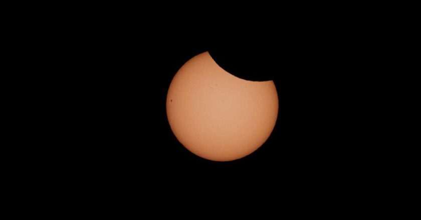 Descubre las emocionantes actividades en Hortaleza para disfrutar del eclipse solar 2026 en Madrid