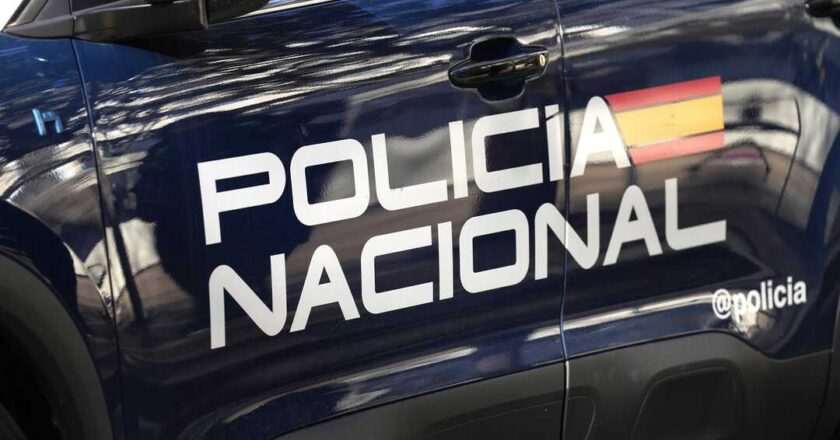 Evacuación de Ruiz Giménez tras el hallazgo de una granada peligrosa