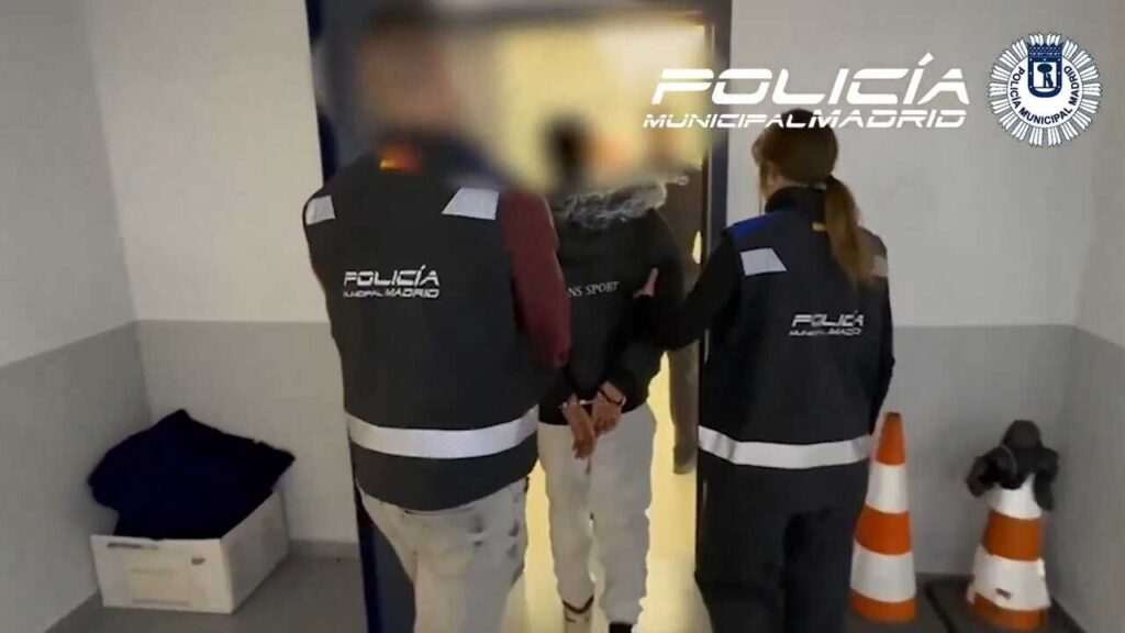 Joven arrestado en Madrid por sus lazos con bandas y múltiples requisitorias