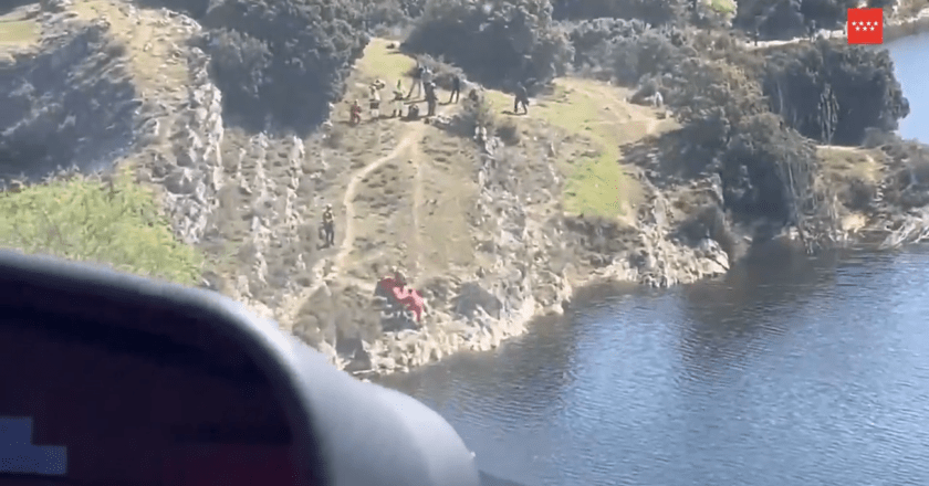 Rescate aéreo: Pescador herido salvado en el embalse de El Vellón