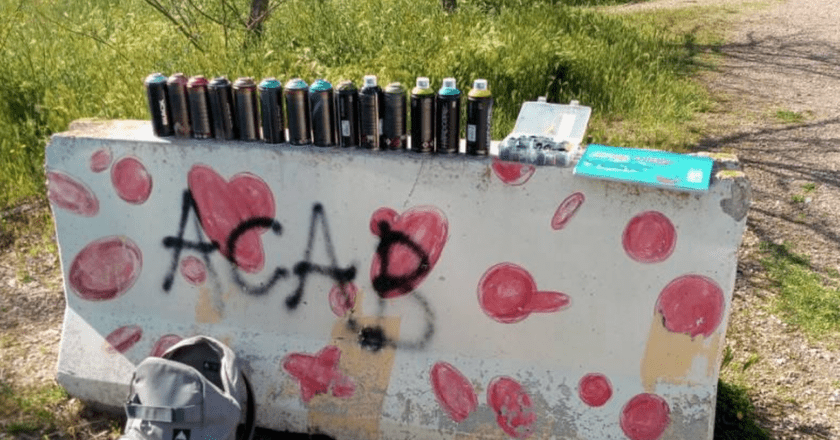 Ocho grafiteros denunciados por la Policía de Torrejón por vandalismo en pintadas