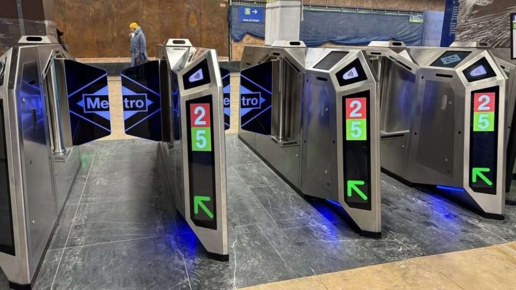 ¡Prepárate! El pago con tarjeta de crédito en los tornos inteligentes del Metro llegará en junio