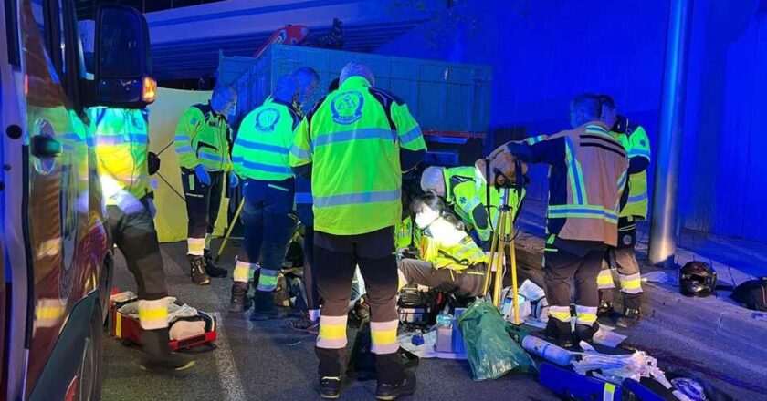 Trágico accidente en Madrid: motorista pierde la vida tras colisión con un camión