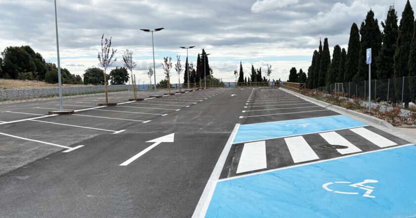 Torrelodones abre nuevo aparcamiento con 92 plazas cerca del tanatorio: mejora en la movilidad local