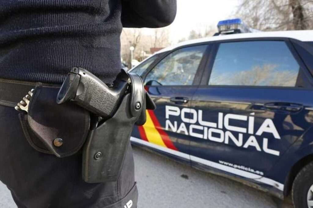 Detenido en Carabanchel tras amenazar a vecinos