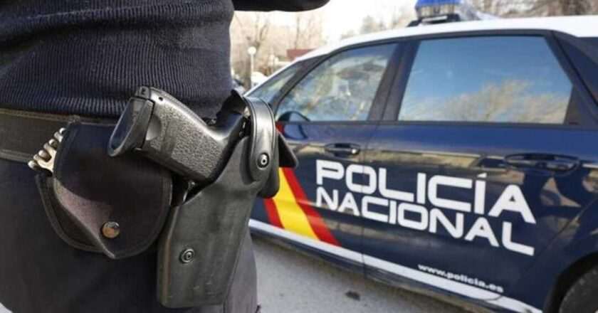 Detenido en Carabanchel tras amenazar a vecinos