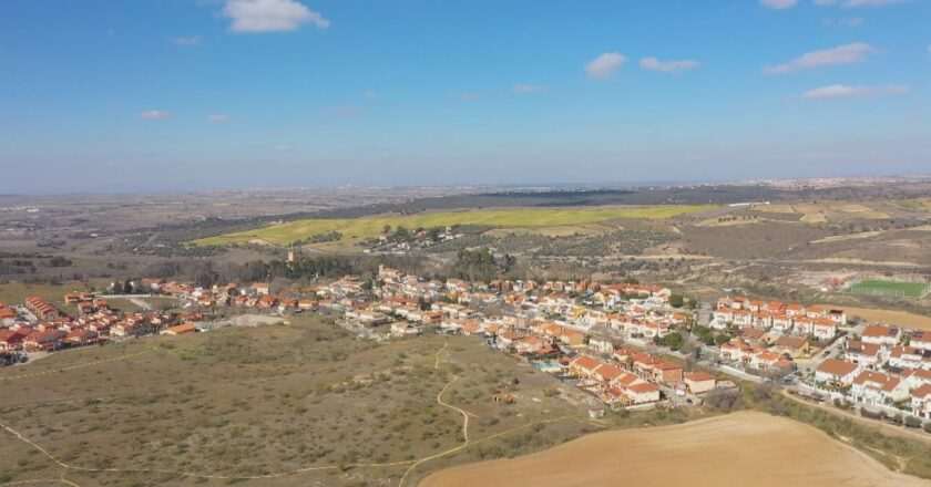 Tragedia en Batres: Hombre de 81 años fallece tras caer accidentalmente en su piscina