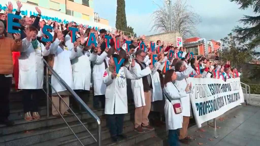 Médicos en Huelga Exigen Intervención de Ayuso para Resolver Conflicto Sanitario