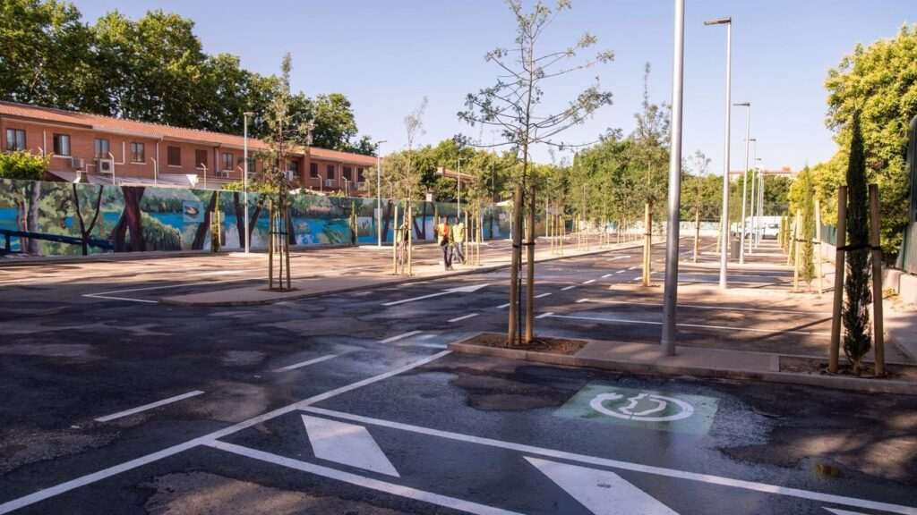 Nuevo aparcamiento público inaugurado en la calle Luis Vives de Alcalá: ¡Descubre todas sus ventajas!