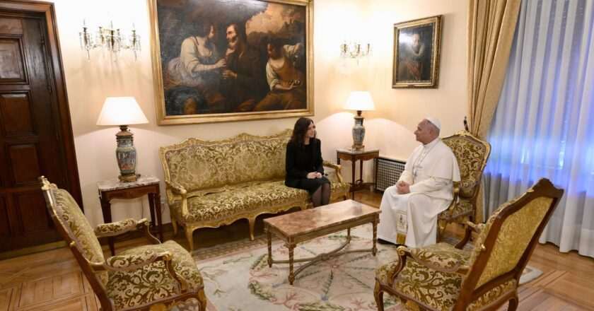 León XIV se Reúne en Audiencia Privada con Ayuso en la Nunciatura: Detalles Exclusivos