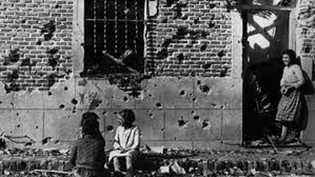 Almeida Urge a Proteger el Legado de Robert Capa en Peironcely 10