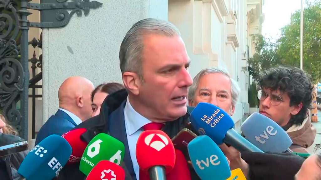 La jueza niega la suspensión cautelar de la expulsión de Ortega Smith de Vox