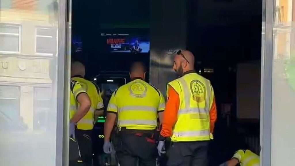 Hombre apuñalado en Lavapiés: grave herido en plena plaza