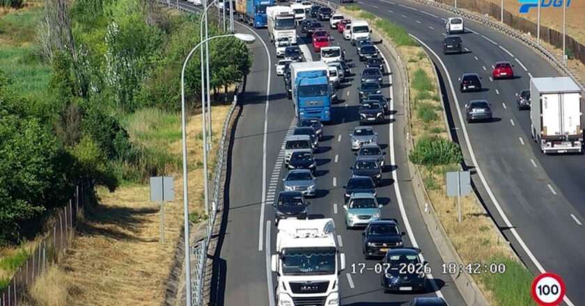 Retenciones en la A-1 y A-4: Salida de Madrid con Tráfico Congestionado