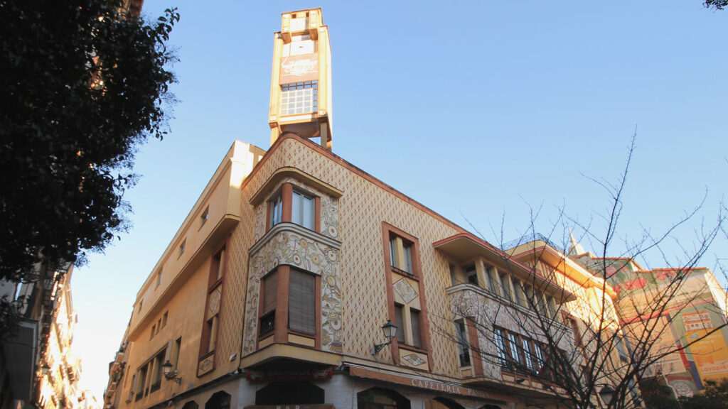 Teatro Pavón: Un Siglo de Historia y Patrimonio en Lavapiés
