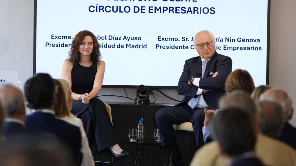 Díaz Ayuso Resalta el Modelo Fiscal de Madrid: IRPF Más Bajo de España y Equilibrio Económico