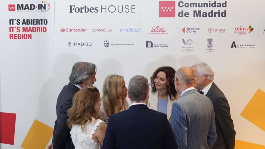 Díaz Ayuso tranquiliza a inversores internacionales: «La situación mejorará muy pronto»