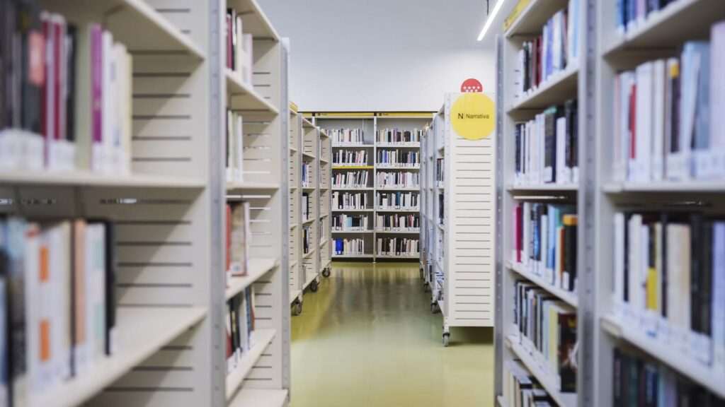 Descubre los Clubes de Lectura y Talleres de Escritura Creativa en la Red Regional de Bibliotecas Públicas