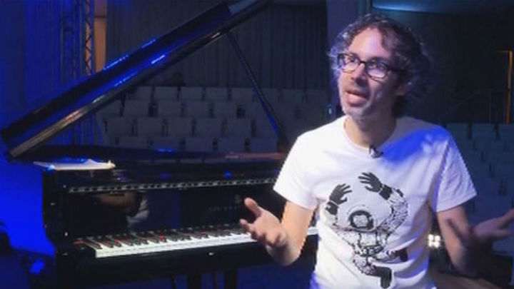 James Rhodes se ofrece a pagar el alquiler y comprar la casa de Maricarmen: un gesto conmovedor que emociona a todos