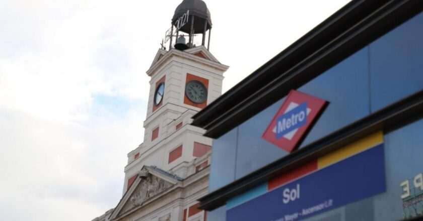 Metro de Madrid restablece el servicio en la estación de Sol al garantizar la seguridad y salud